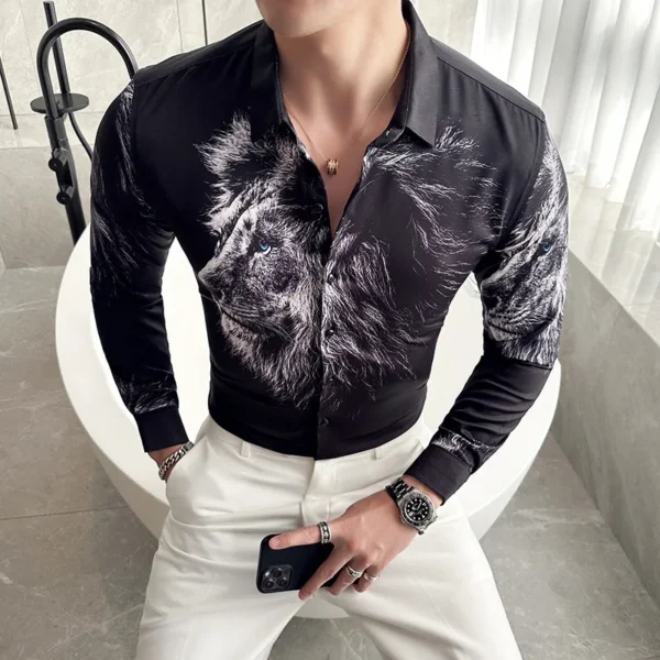 Lion-printed Vintage Design Shirt - Image 3